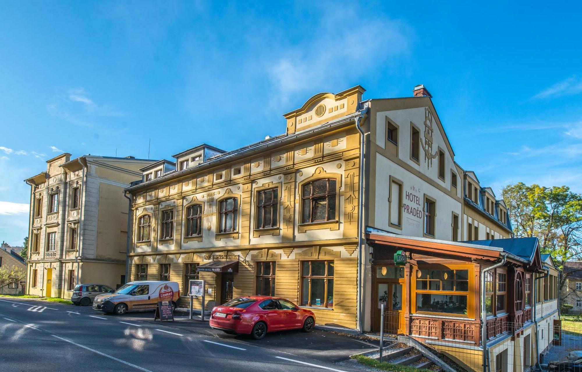 Penzion Praded Thamm Zlaté Hory Exterior foto